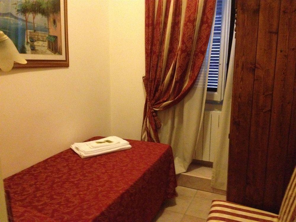 Hotel Sicilia ミラノ エクステリア 写真