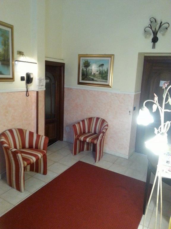Hotel Sicilia ミラノ エクステリア 写真