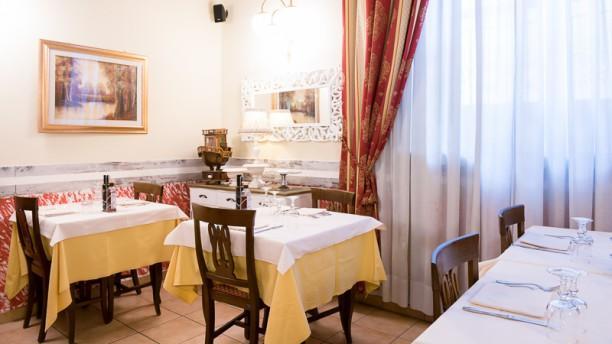 Hotel Sicilia ミラノ エクステリア 写真