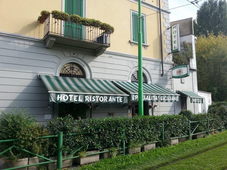 Hotel Sicilia ミラノ エクステリア 写真